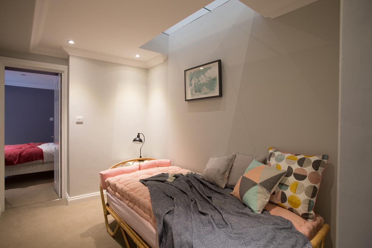 Ceres Newly Refurbished 3 Bedroom In Heart Of 巴斯 外观 照片